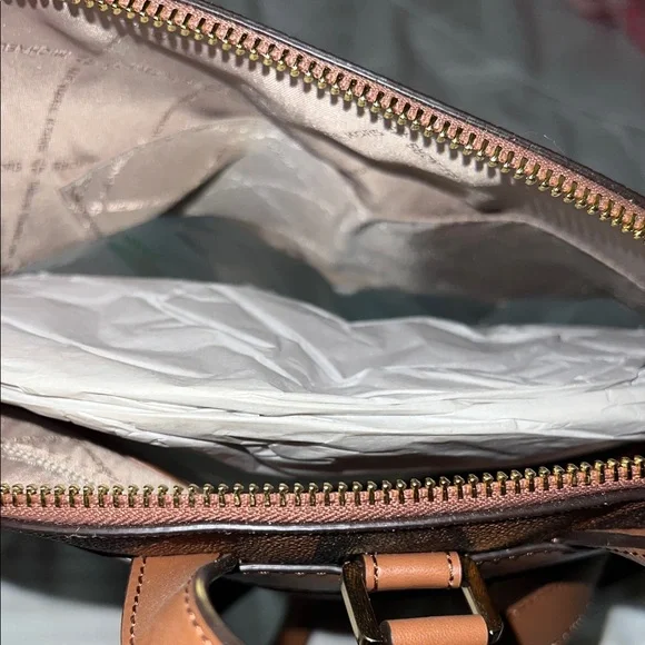 Michael Kors Cindy Tan and Black Women’s Backpack - Picture 4 of 5